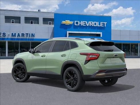 New 2026 Chevrolet Trax ACTIV FWD image 3