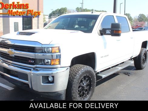 Used 2017 Chevrolet Silverado 2500 LT w/ LT Fleet Convenience Package image 1