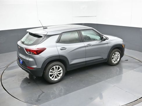 Used 2024 Chevrolet TrailBlazer LS image 47