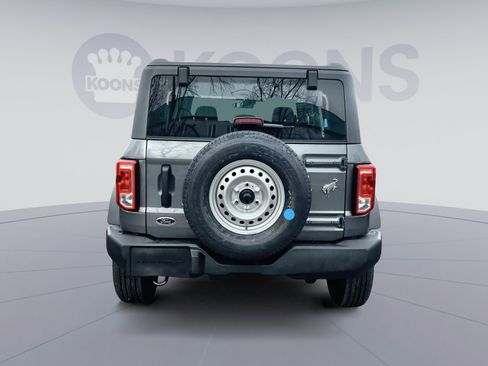 New 2025 Ford Bronco 4-Door image 5