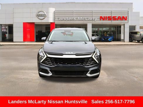 Used 2023 Kia Sportage EX FWD image 11