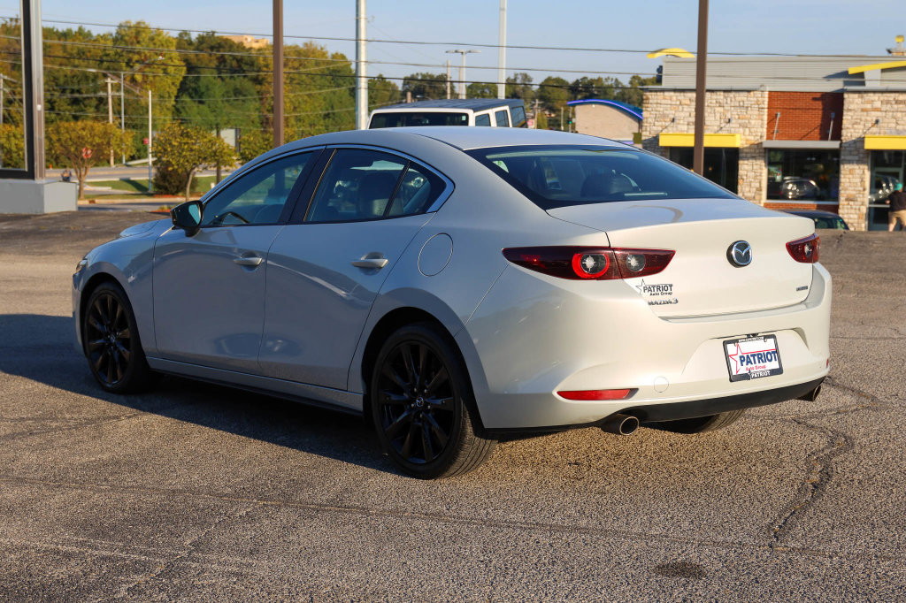 Used 2024 MAZDA MAZDA3 s FWD image 5
