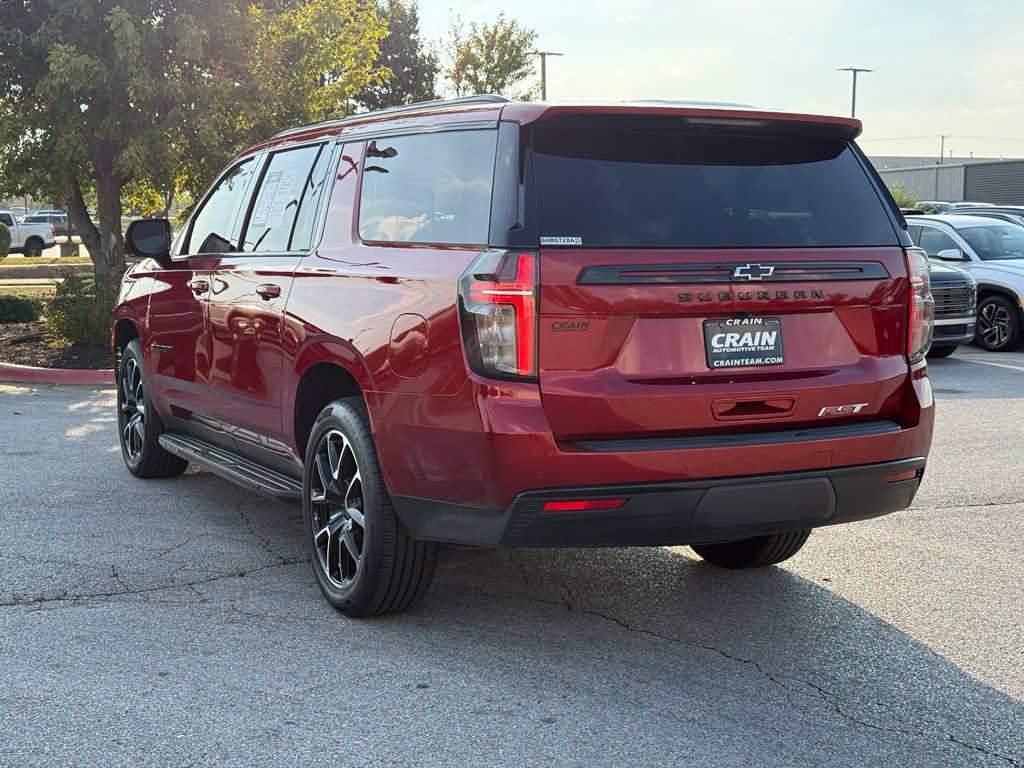 Used 2024 Chevrolet Suburban RST w/ Luxury Package AWD/4WD image 5