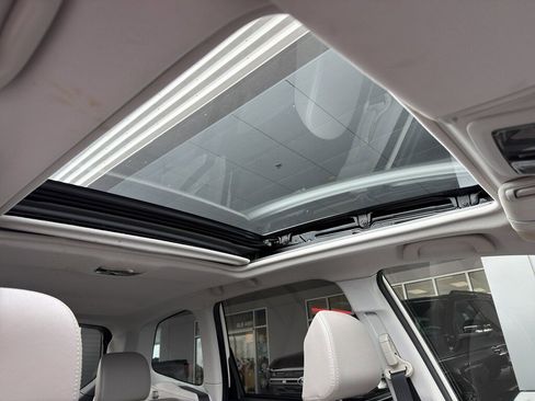 Used 2017 Subaru Forester 2.5i Limited image 10