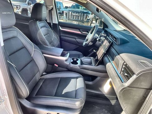 New 2026 GMC Terrain Denali w/ LPO, Floor Liner Package image 35