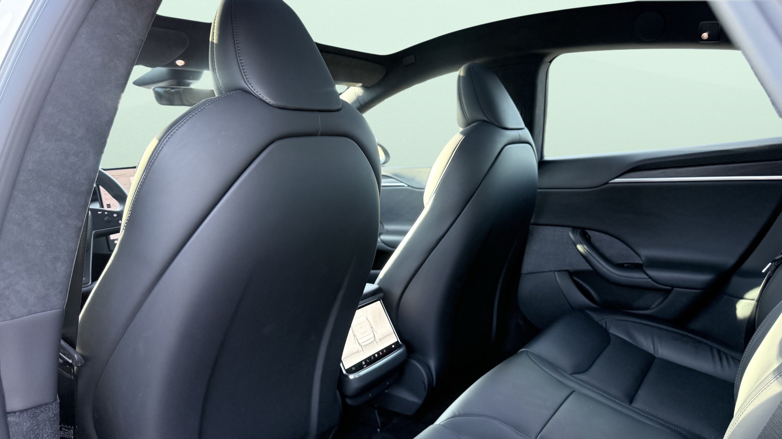 Used 2023 Tesla Model S AWD/4WD image 32