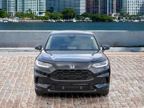 Certified 2023 Honda HR-V EX-L image 2