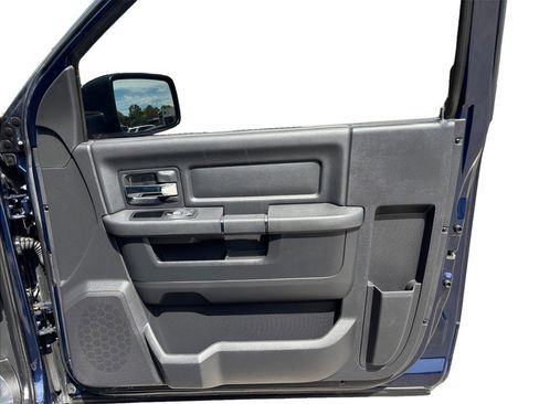 Used 2012 RAM 1500 Sport image 33