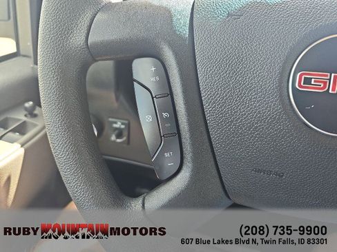 Used 2024 GMC Savana 2500 w/ Driver Convenience Package RWD image 18