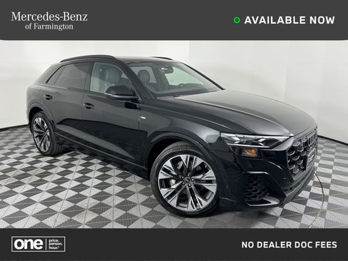 Used 2025 Audi Q8 Prestige AWD/4WD image 1