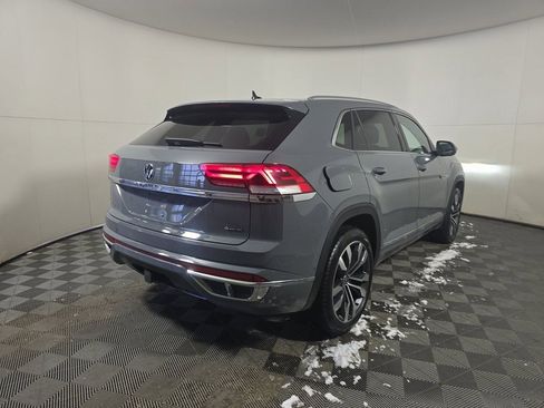 Used 2023 Volkswagen Atlas Cross Sport SEL Premium R-Line image 2