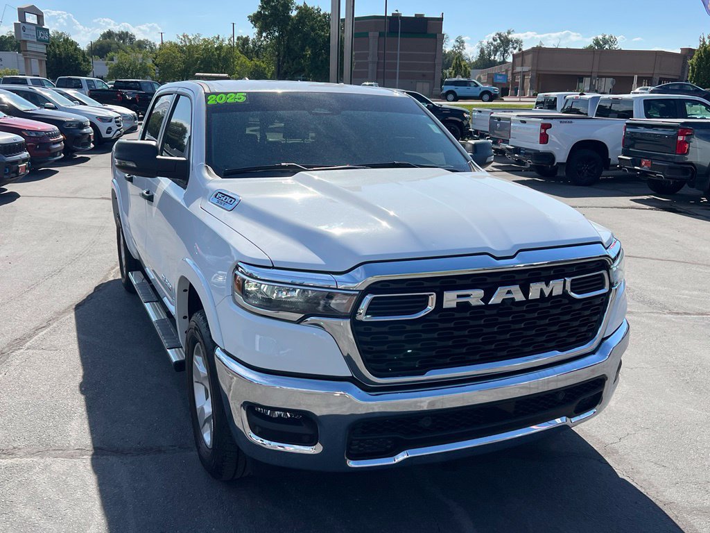 Used 2025 RAM 1500 Big Horn AWD/4WD image 5