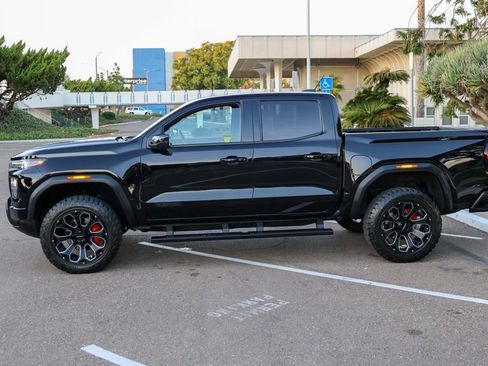 Used 2024 GMC Canyon Elevation image 7