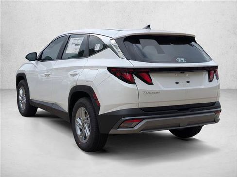 New 2026 Hyundai Tucson SE FWD image 8