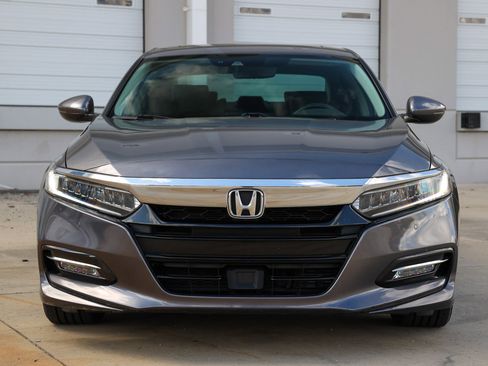 Used 2020 Honda Accord Touring image 24