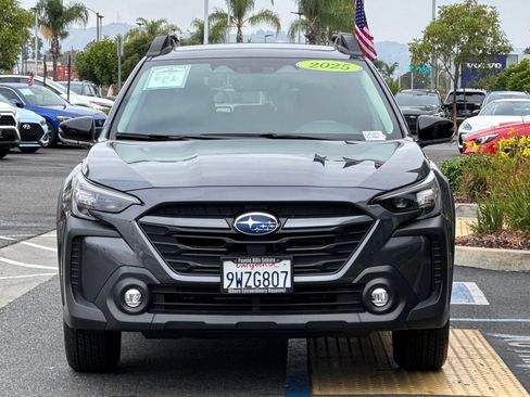 Certified 2025 Subaru Outback Premium AWD/4WD image 11