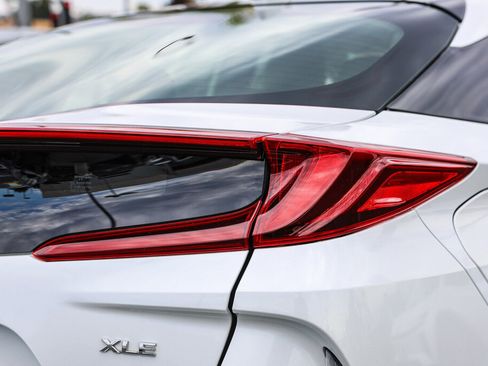 Certified 2021 Toyota Prius Prime XLE FWD image 27