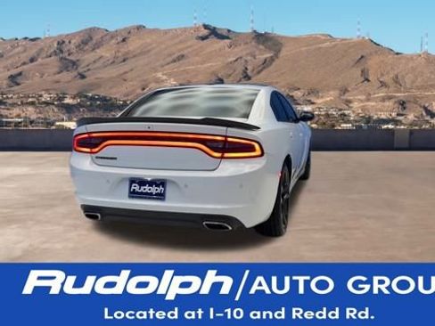 Used 2020 Dodge Charger SXT w/ Blacktop Package image 5