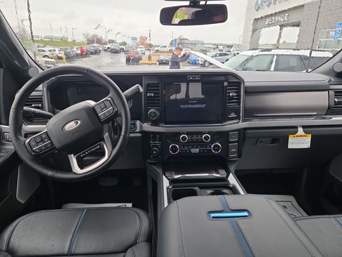 New 2026 Ford F250 Platinum w/ FX4 Off-Road Package image 14