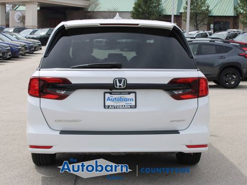 Used 2023 Honda Odyssey Sport image 5