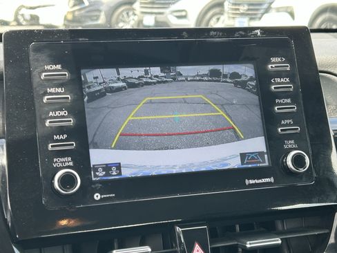 Used 2024 Toyota Camry SE FWD image 19