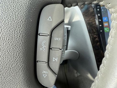 Used 2009 Cadillac DTS w/ Trunk Convenience Package image 23