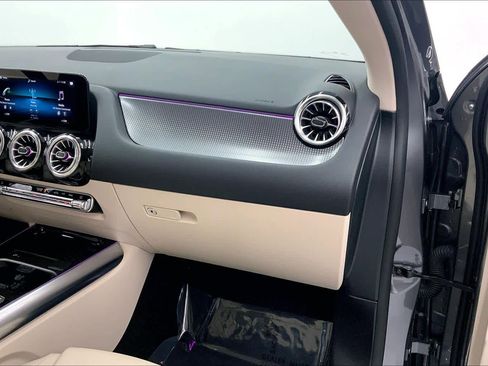 Certified 2023 Mercedes-Benz GLA 250 image 27