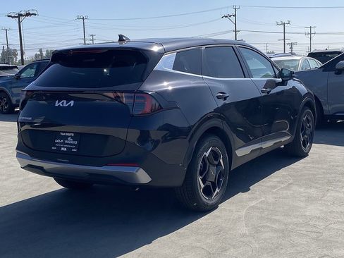 New 2026 Kia Sportage EX w/ EX Panorama Roof Package FWD image 3