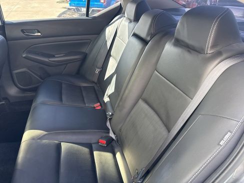 Used 2019 Nissan Altima 2.5 Platinum image 17