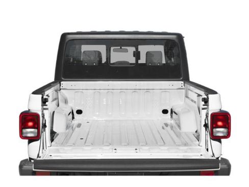 New 2026 Jeep Gladiator Sahara image 8