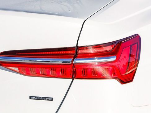 Used 2024 Audi A6 Premium Plus image 10