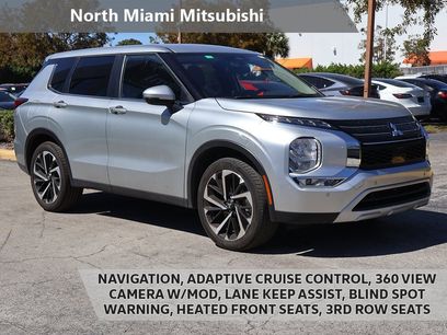 Used 2024 Mitsubishi Outlander SE