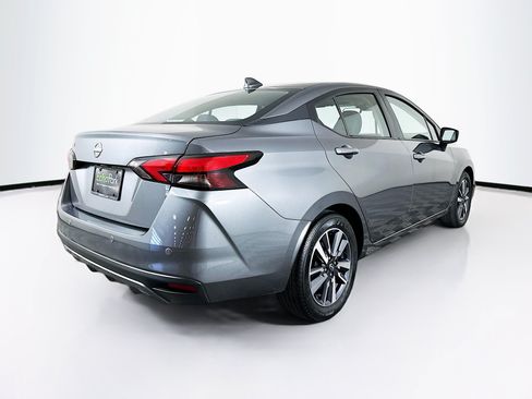 Used 2025 Nissan Versa SV FWD image 9
