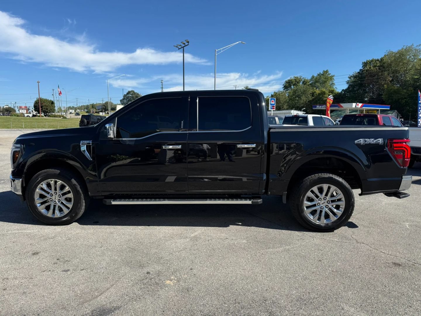 Used 2024 Ford F150 Lariat w/ Tow/Haul Package AWD/4WD image 2