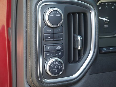 Used 2020 GMC Sierra 1500 AT4 w/ AT4 Premium Package AWD/4WD image 6