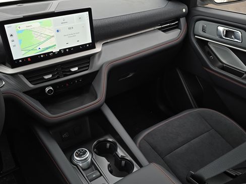 New 2026 Ford Explorer ST image 35