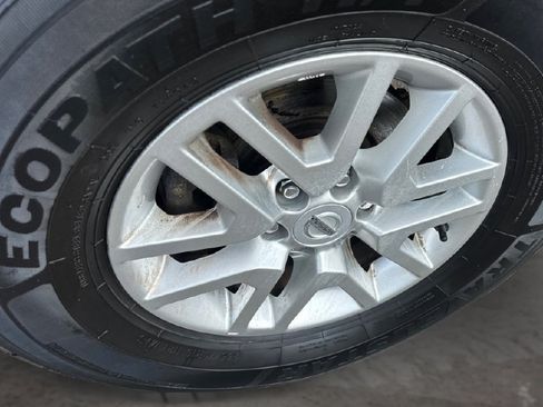 Used 2015 Nissan Frontier SV RWD image 17