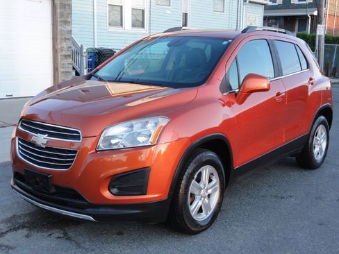 Used 2015 Chevrolet Trax LT w/ LT Plus Package AWD/4WD image 39