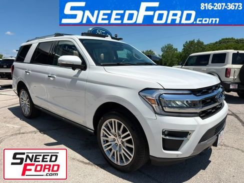 Used 2024 Ford Expedition Limited AWD/4WD image 1