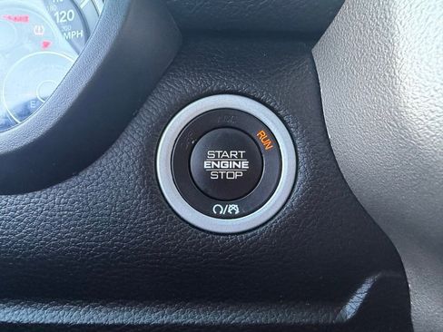 Used 2019 RAM 1500 Laramie image 24