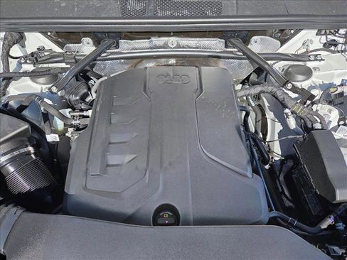 New 2025 Audi Q5 Premium Plus image 17