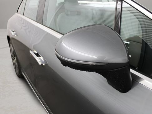 Used 2025 Mercedes-Benz EQE 350+ 4MATIC Sedan image 18