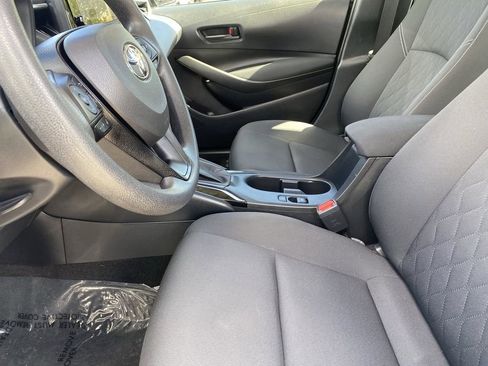 Certified 2025 Toyota Corolla LE FWD image 23