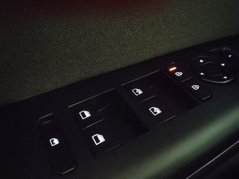 Used 2025 Kia K4 EX image 27