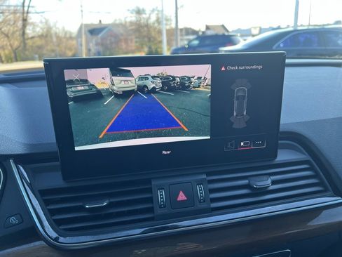 Used 2023 Audi Q5 2.0T Premium w/ Convenience Package image 41