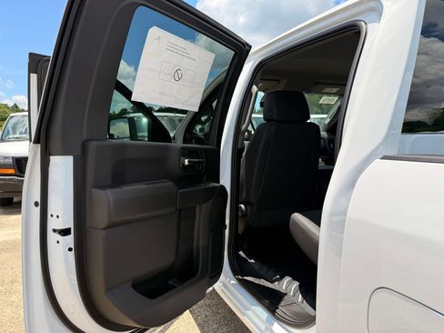 New 2026 GMC Sierra 2500 Pro w/ Convenience Package AWD/4WD image 22