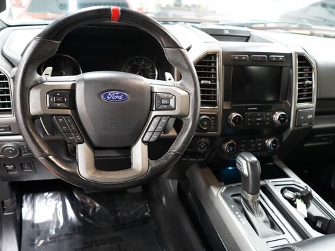 Used 2019 Ford F150 Raptor w/ Equipment Group 802A Luxury AWD/4WD image 34
