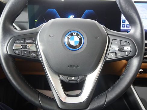 Certified 2024 BMW i4 eDrive40 w/ Premium Package image 22
