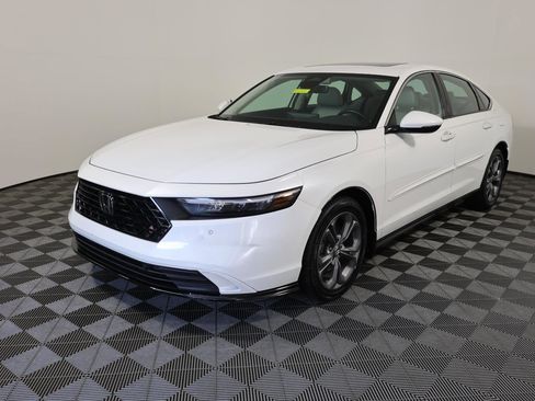 Used 2024 Honda Accord EX-L image 1