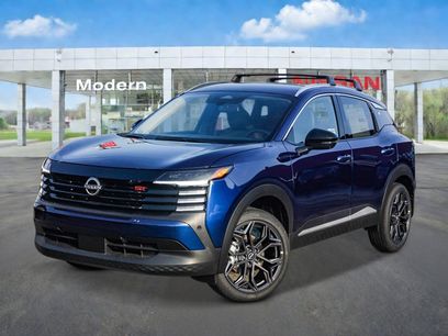 New 2026 Nissan Kicks SR w/ Cold Weather Package